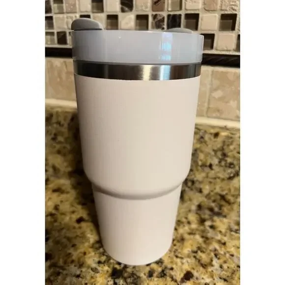EUC Stanley 20oz Stainless Steel Tumbler - Rose Quartz - Picture 2 of 6